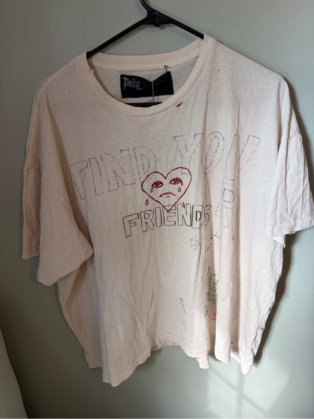 Cream 'Find Your Friends' Graphic Short-Sleeve Tee “PALY”